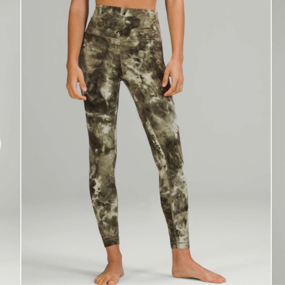 Lululemon Align High-Rise Pant with Pockets 25" in Diamond Dye Light Sage Sz 4